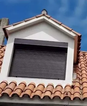 Instala tus persianas sin complicaciones de albañilería